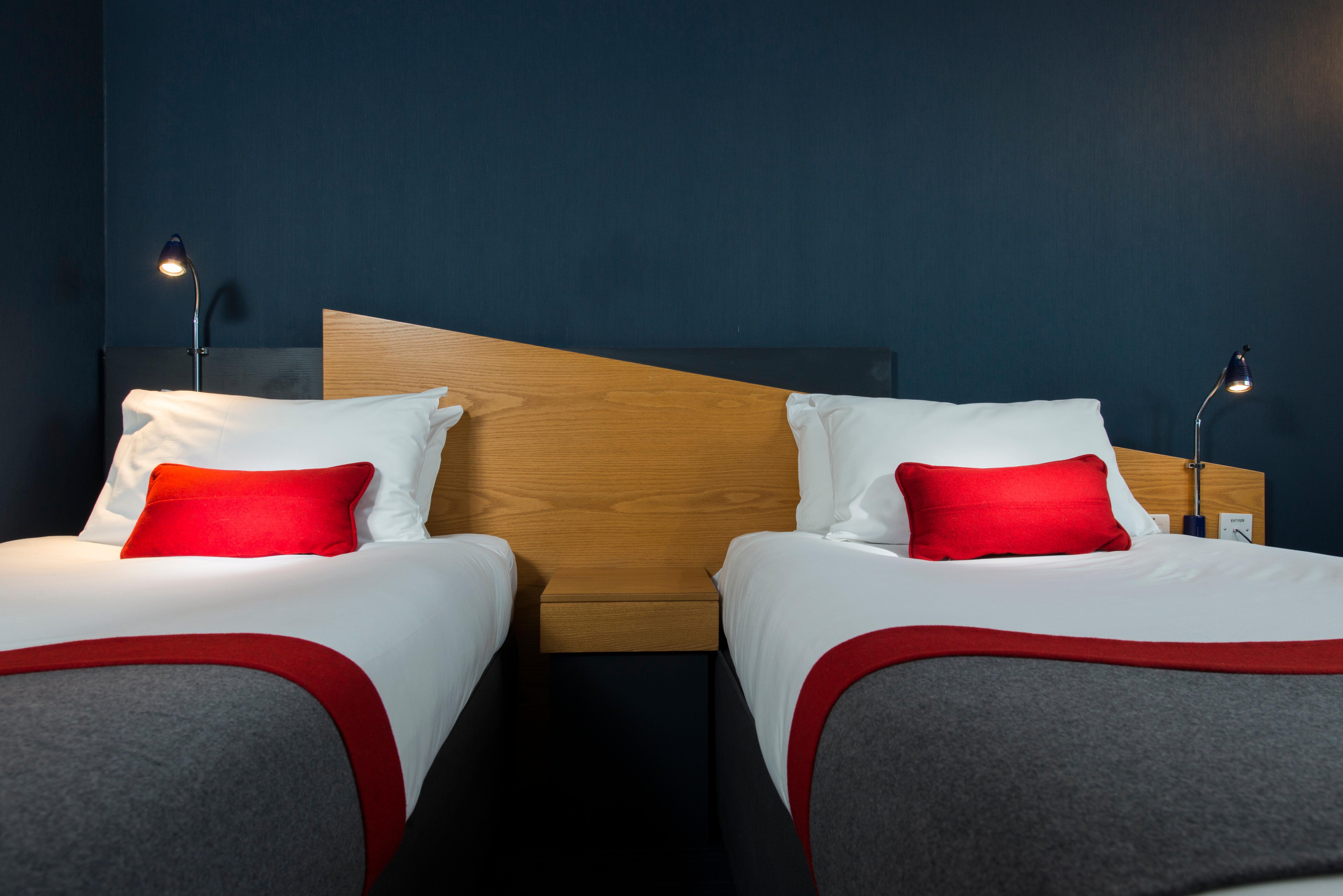 Holiday Inn Express Exeter East By Ihg Esterno foto