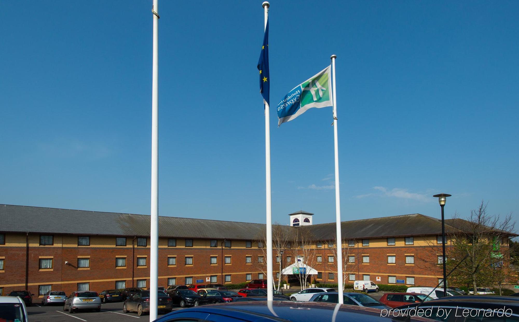 Holiday Inn Express Exeter East By Ihg Esterno foto