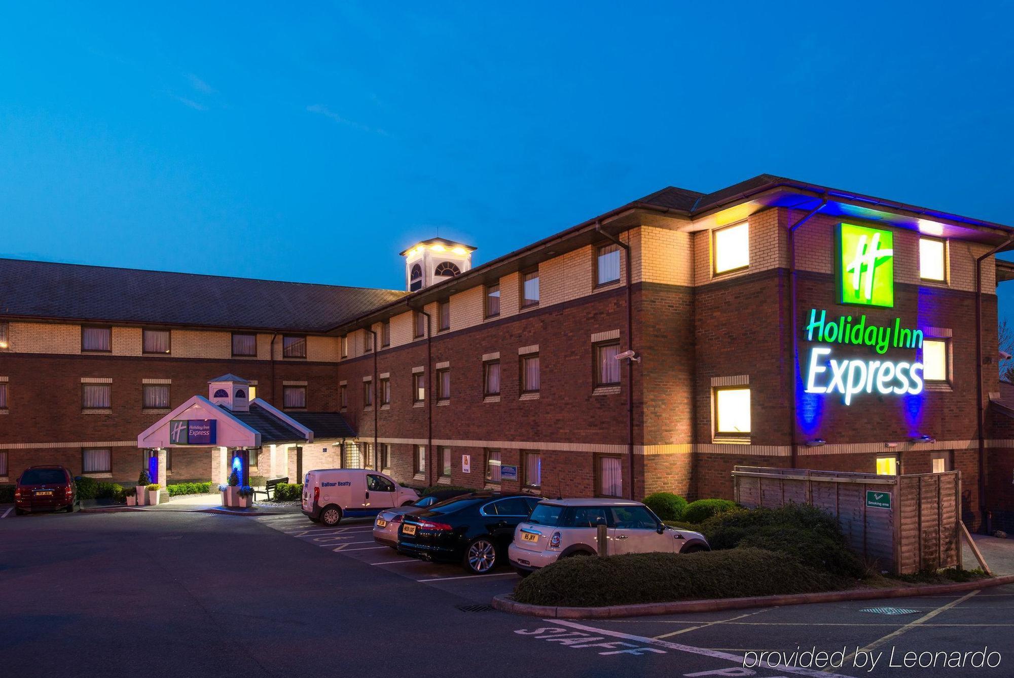 Holiday Inn Express Exeter East By Ihg Esterno foto