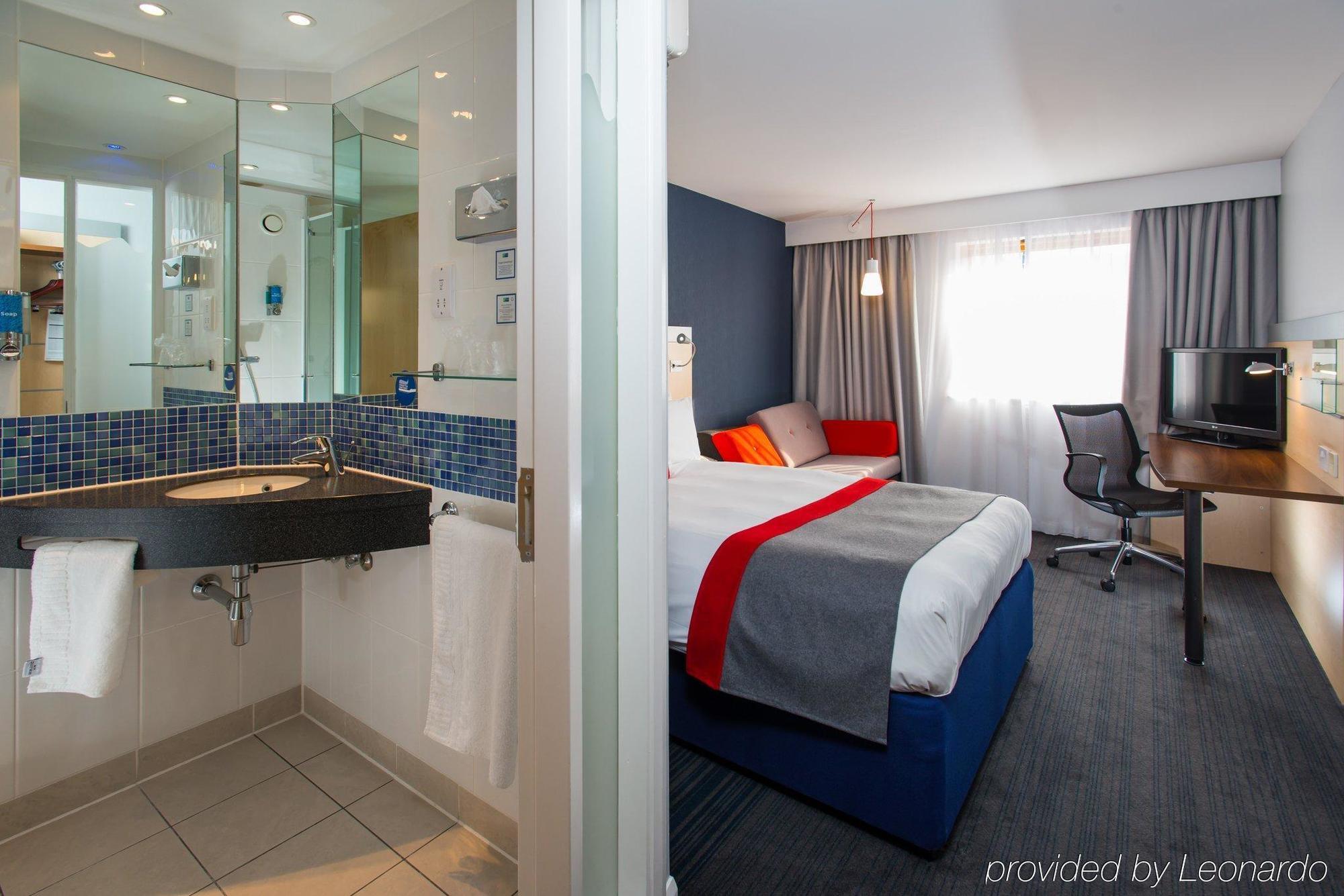 Holiday Inn Express Exeter East By Ihg Esterno foto