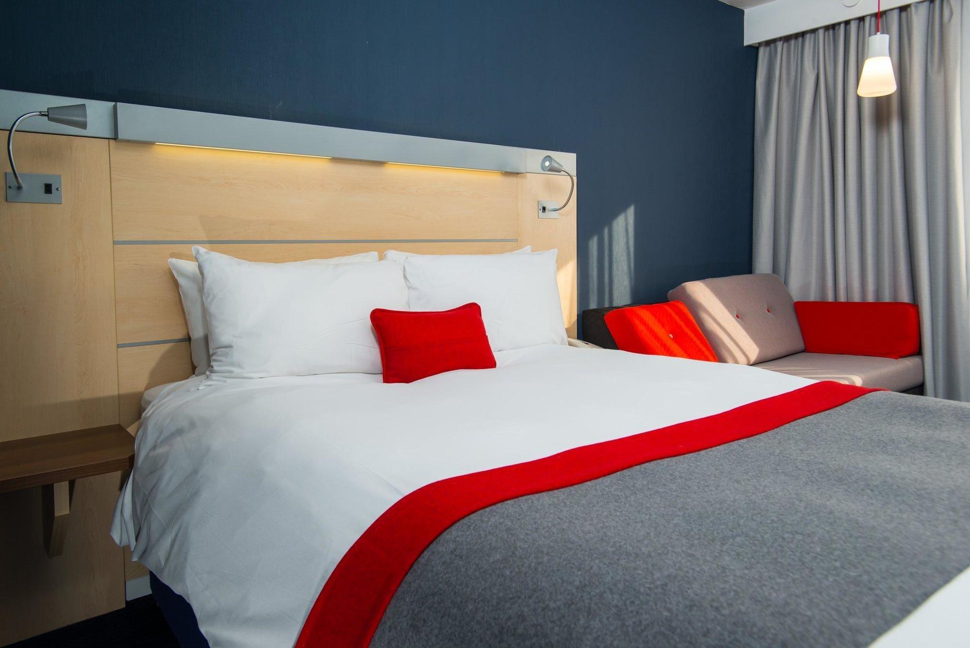 Holiday Inn Express Exeter East By Ihg Esterno foto