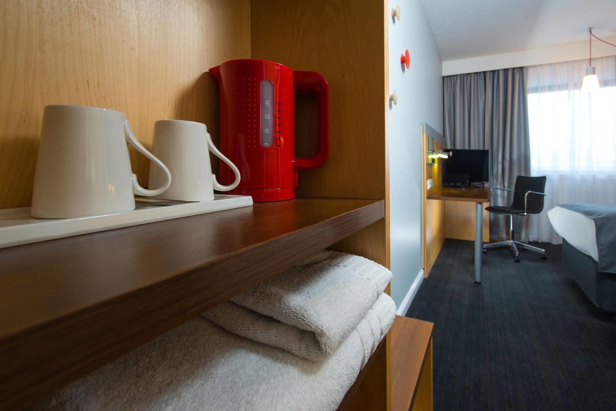 Holiday Inn Express Exeter East By Ihg Esterno foto
